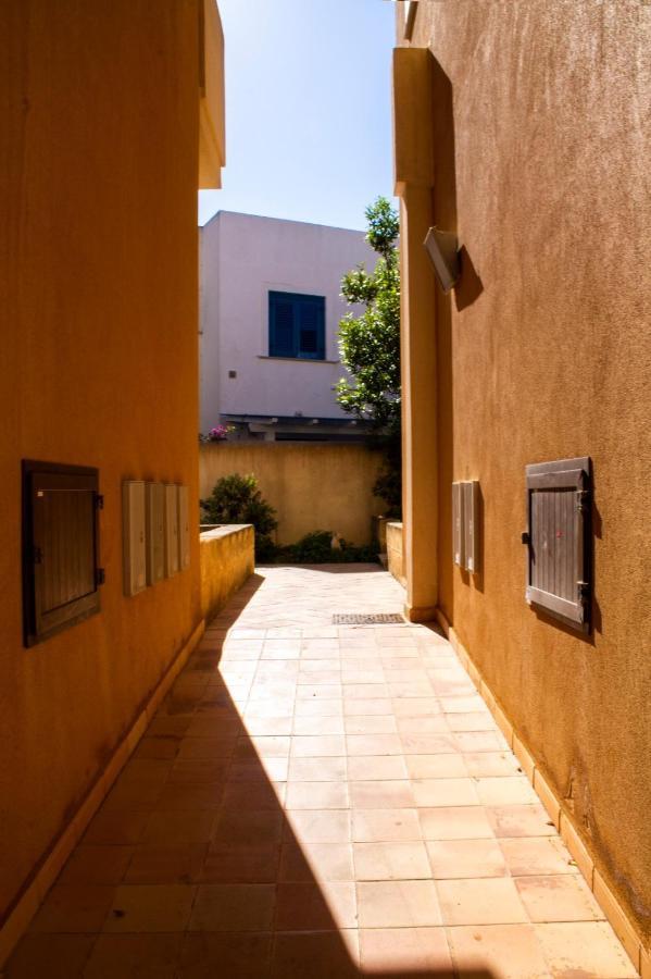 Casa Vacanze Di Anna E Selene Villa Favignana Eksteriør billede